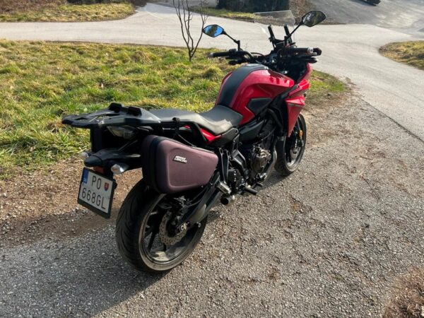 motorka Yamaha MT07 Tracer požičovňa